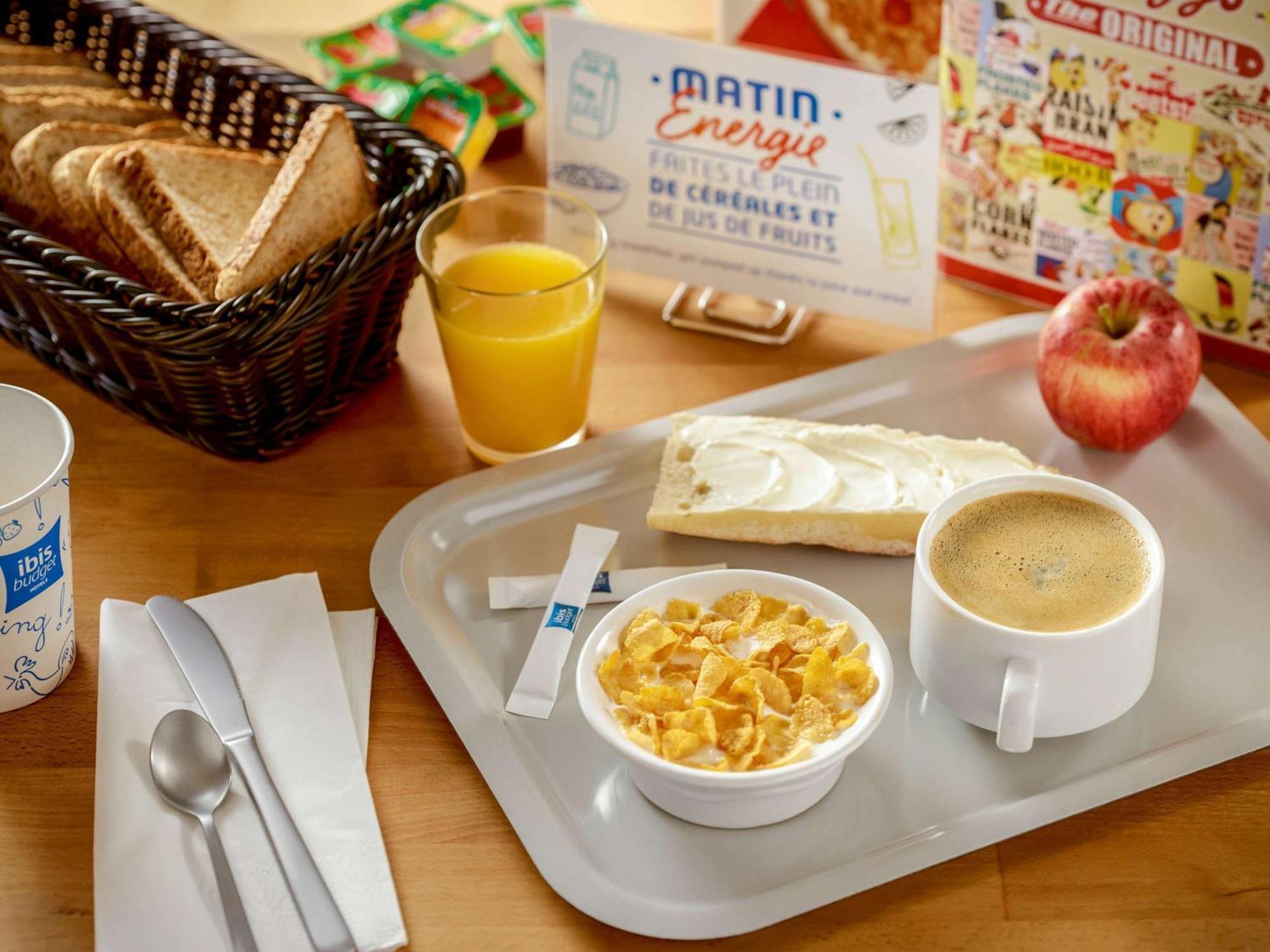 Ibis Budget Sisteron Bagian luar foto