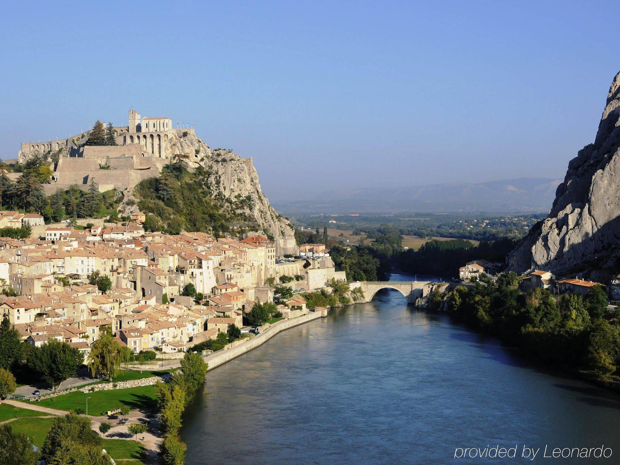 Ibis Budget Sisteron Bagian luar foto